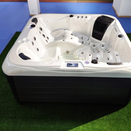 Гидромассажный спа бассейн Bigeer Пента BG-8895